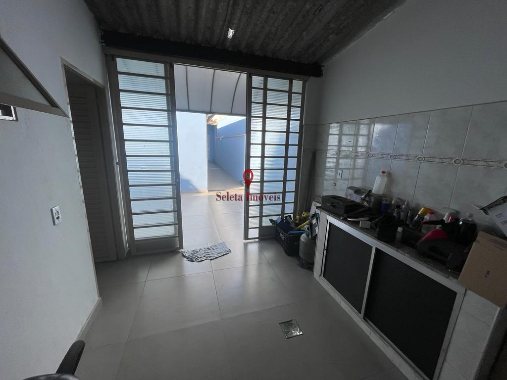 Casa à venda com 3 quartos, 180m² - Foto 20