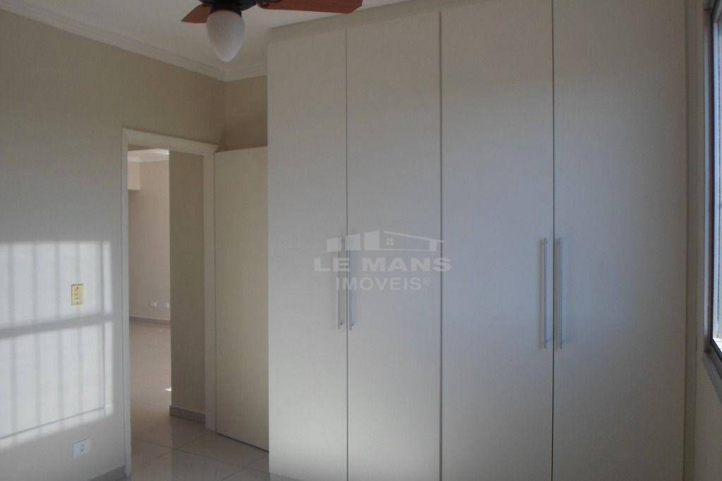 Apartamento à venda com 2 quartos, 76m² - Foto 10