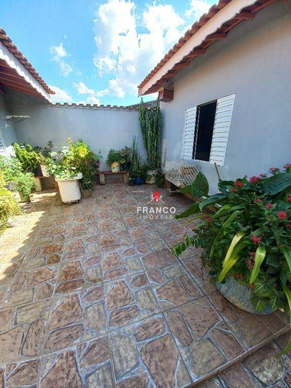 Casa à venda com 3 quartos, 144m² - Foto 19