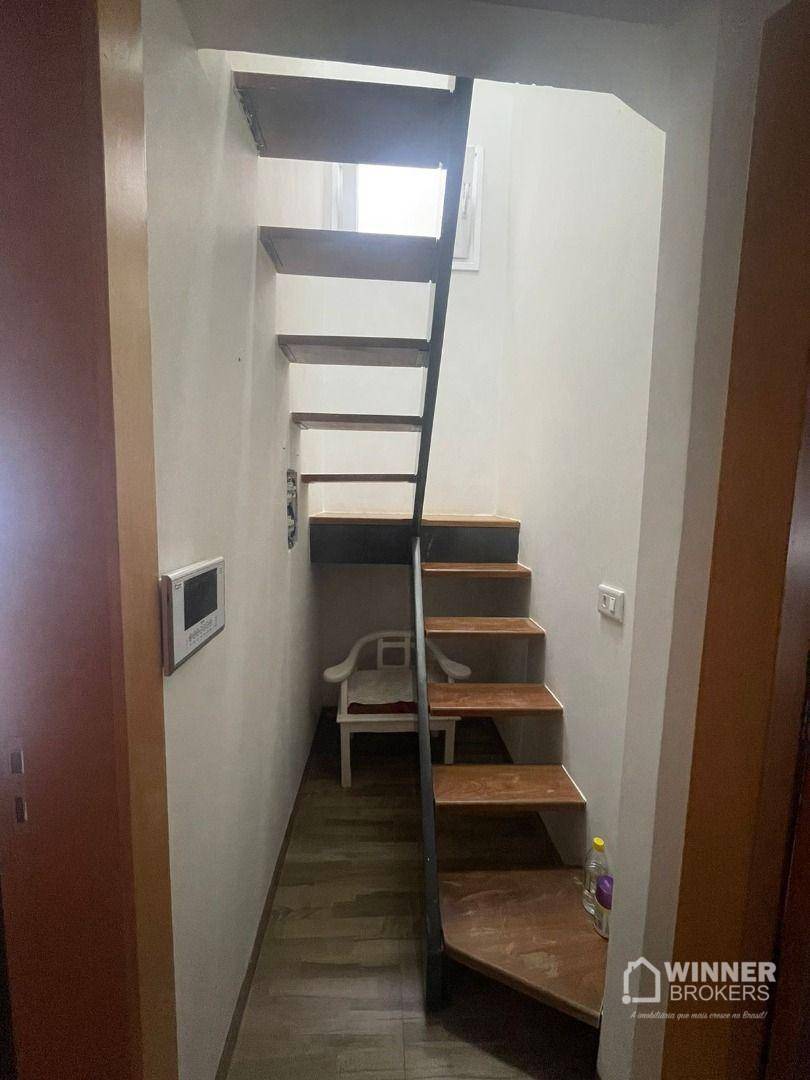 Sobrado à venda com 5 quartos, 242m² - Foto 33