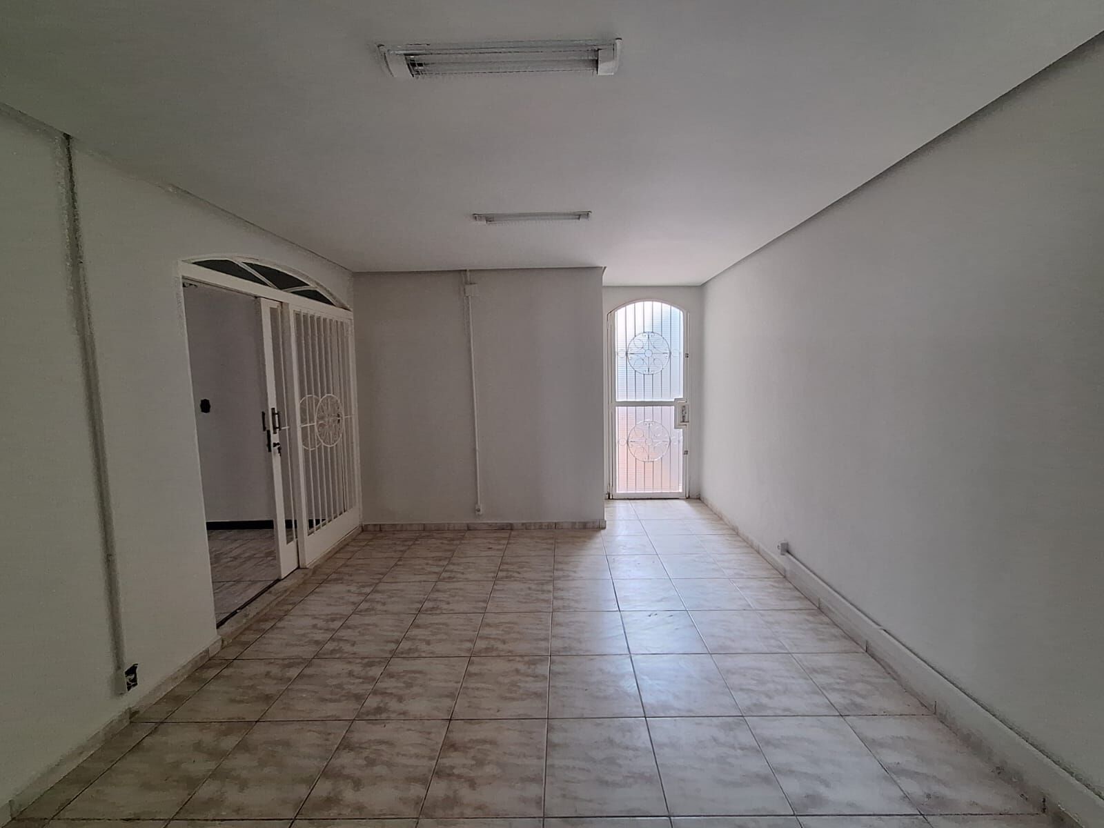 Casa para alugar, 250m² - Foto 3