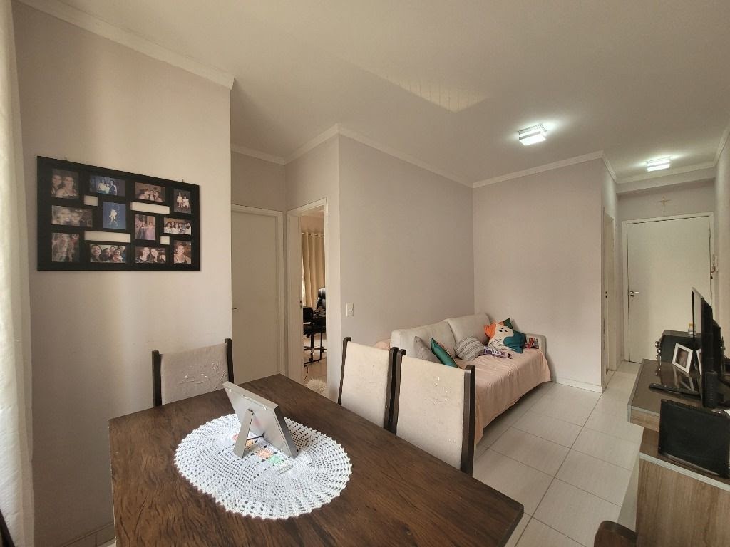 Apartamento à venda com 2 quartos, 47m² - Foto 4