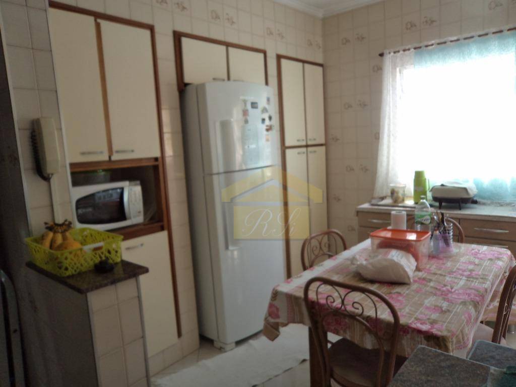 Sobrado à venda com 3 quartos, 177m² - Foto 3