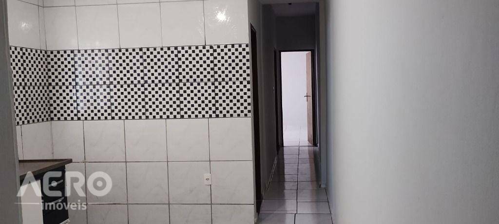 Casa à venda com 2 quartos, 104m² - Foto 33