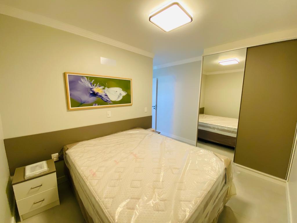 Apartamento à venda com 2 quartos, 78m² - Foto 15