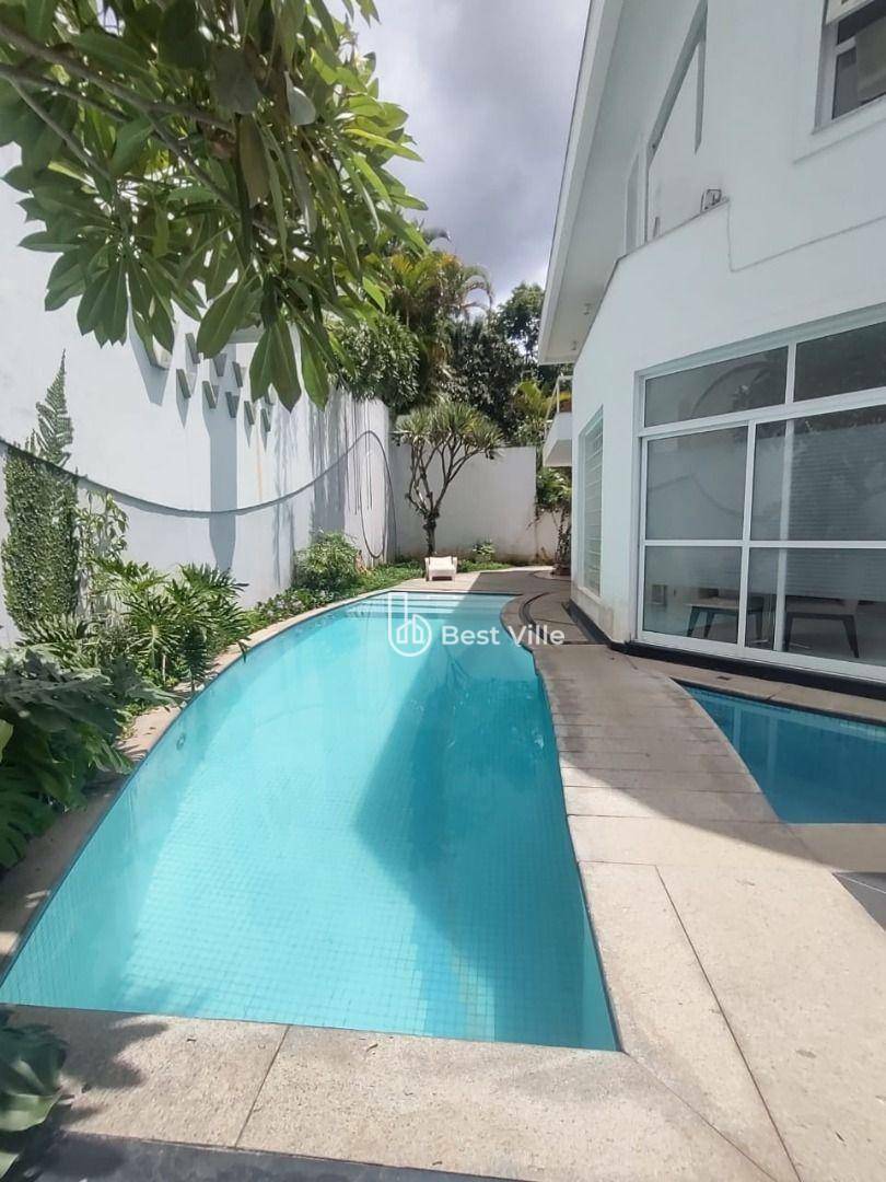 Casa de Condomínio para alugar com 4 quartos, 950m² - Foto 23