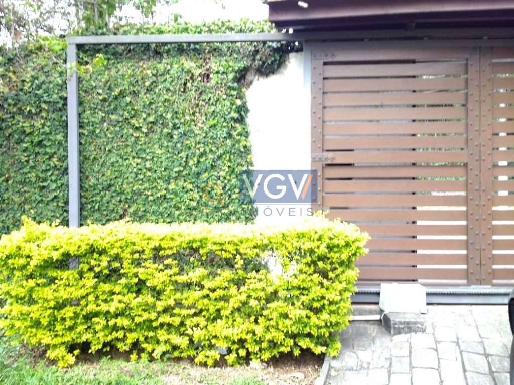 Casa à venda e aluguel com 5 quartos, 189m² - Foto 11