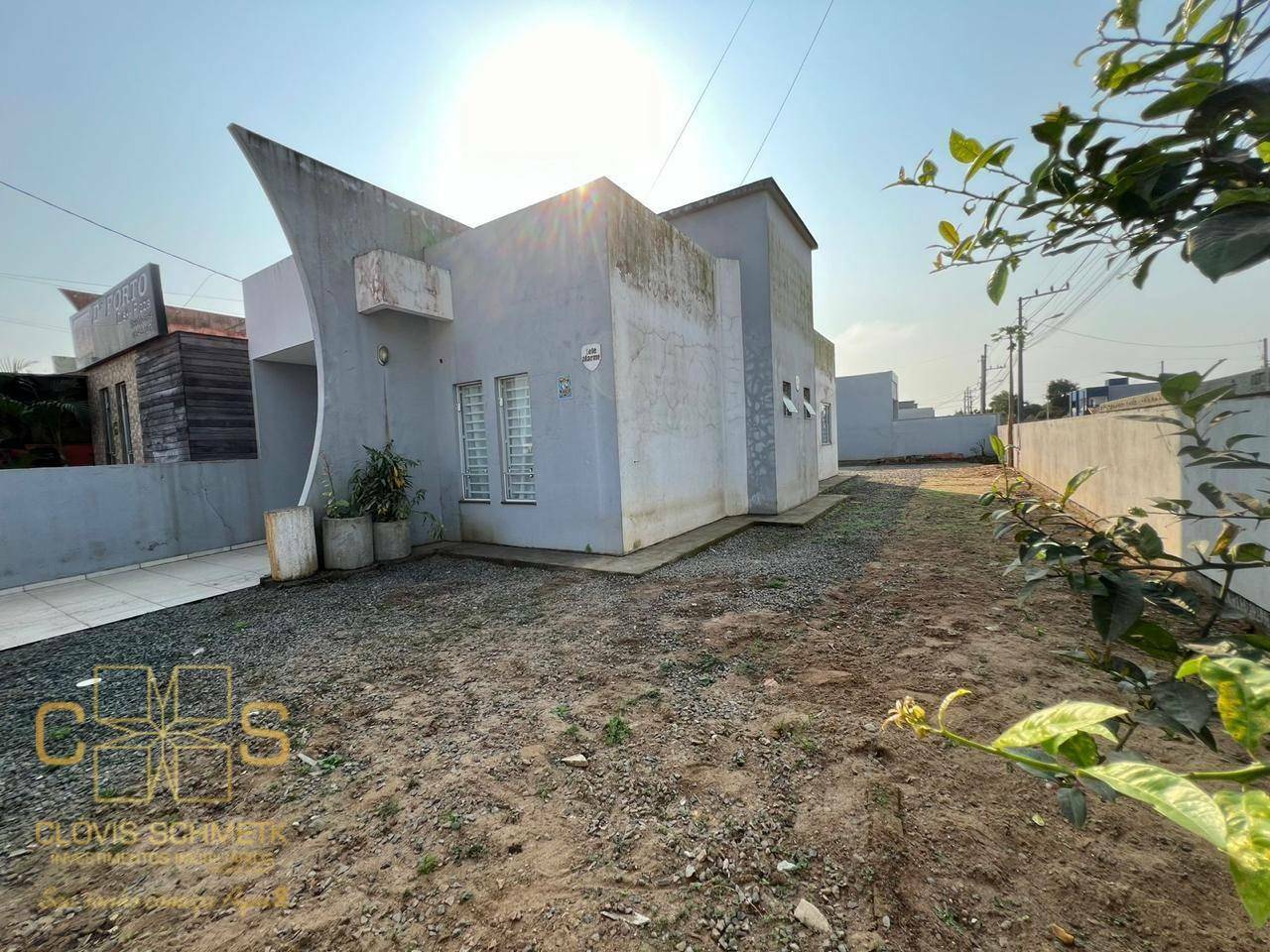 Casa à venda com 3 quartos, 85m² - Foto 2