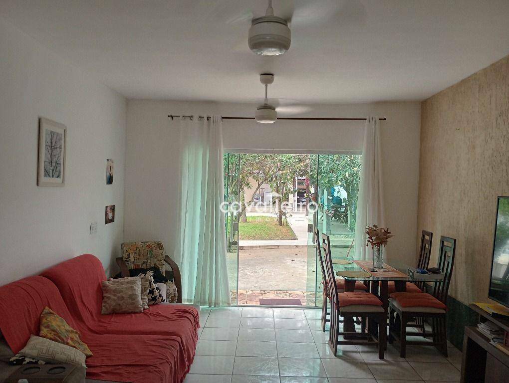 Casa à venda com 5 quartos, 220m² - Foto 29