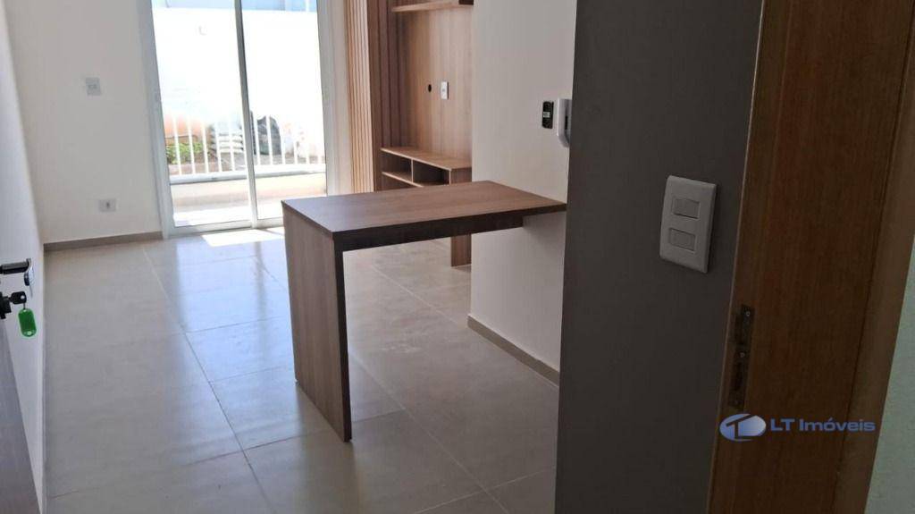 Apartamento à venda com 2 quartos, 49M2 - Foto 2