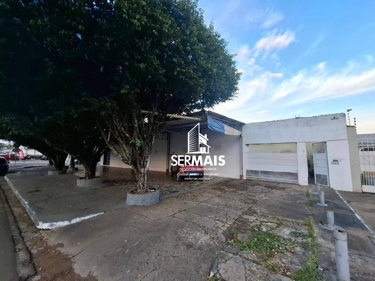 Casa, 7 quartos, 214 m² - Foto 1