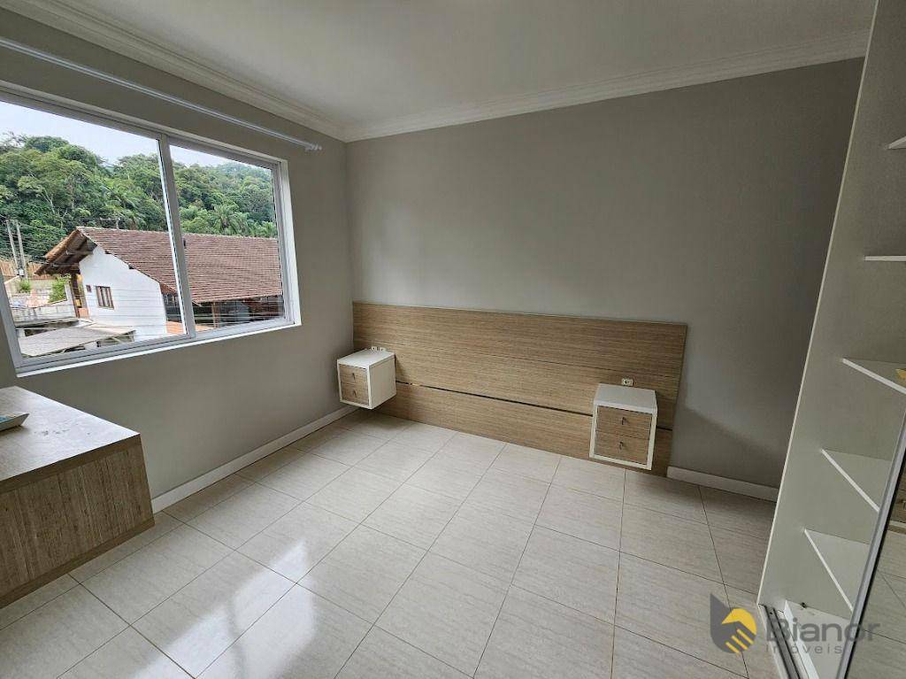 Apartamento para alugar com 3 quartos, 83m² - Foto 14