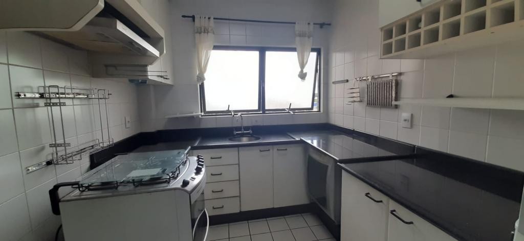 Apartamento à venda com 3 quartos, 172m² - Foto 25