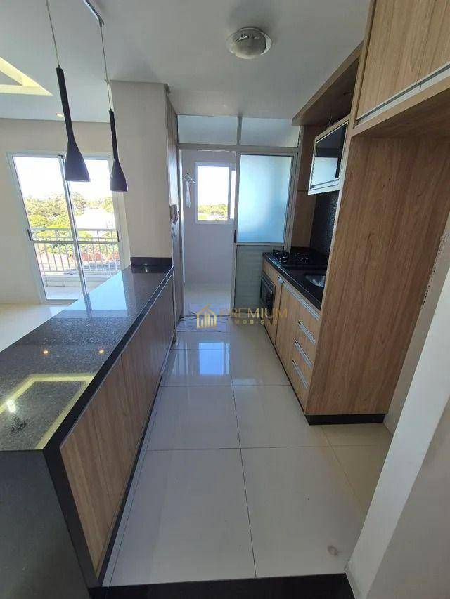 Apartamento à venda com 2 quartos, 63m² - Foto 2