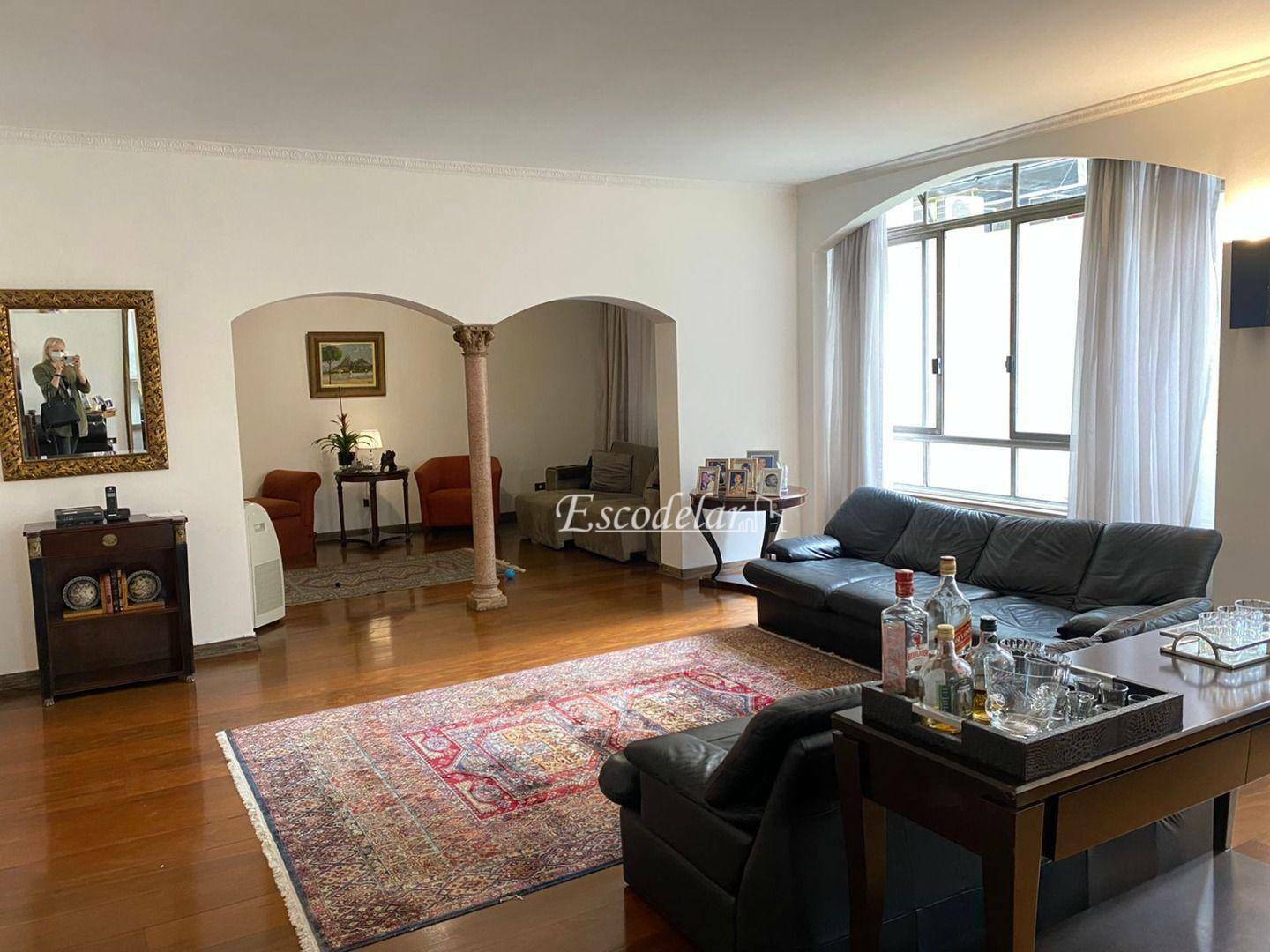 Apartamento para alugar com 3 quartos, 343m² - Foto 3