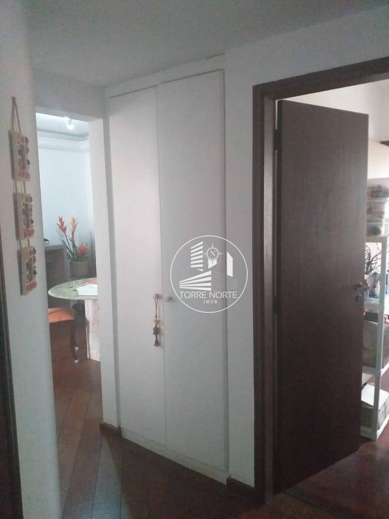 Apartamento à venda com 3 quartos, 82m² - Foto 4