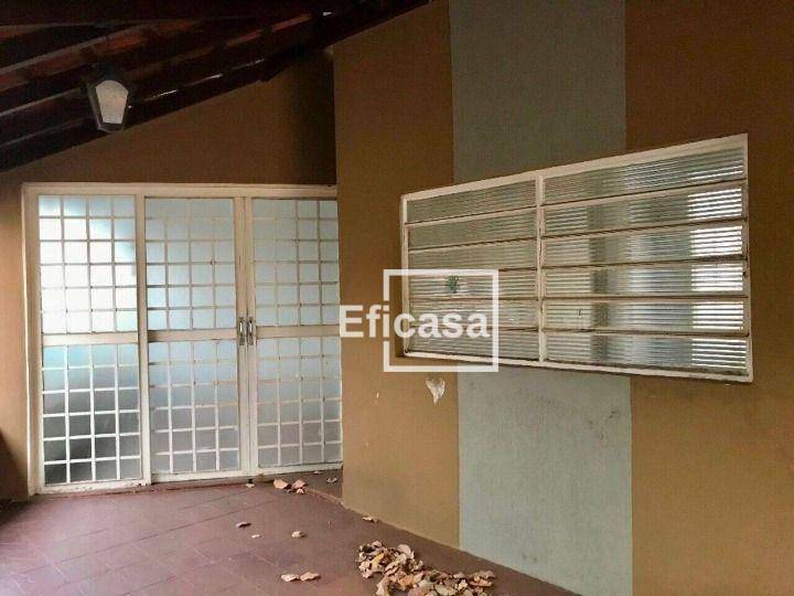 Casa à venda com 3 quartos, 195m² - Foto 6