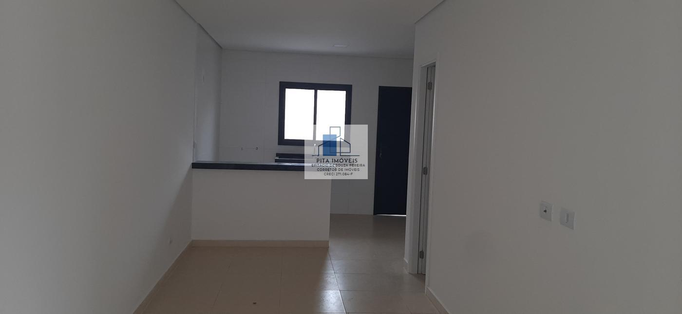 Sobrado à venda com 2 quartos, 87m² - Foto 4