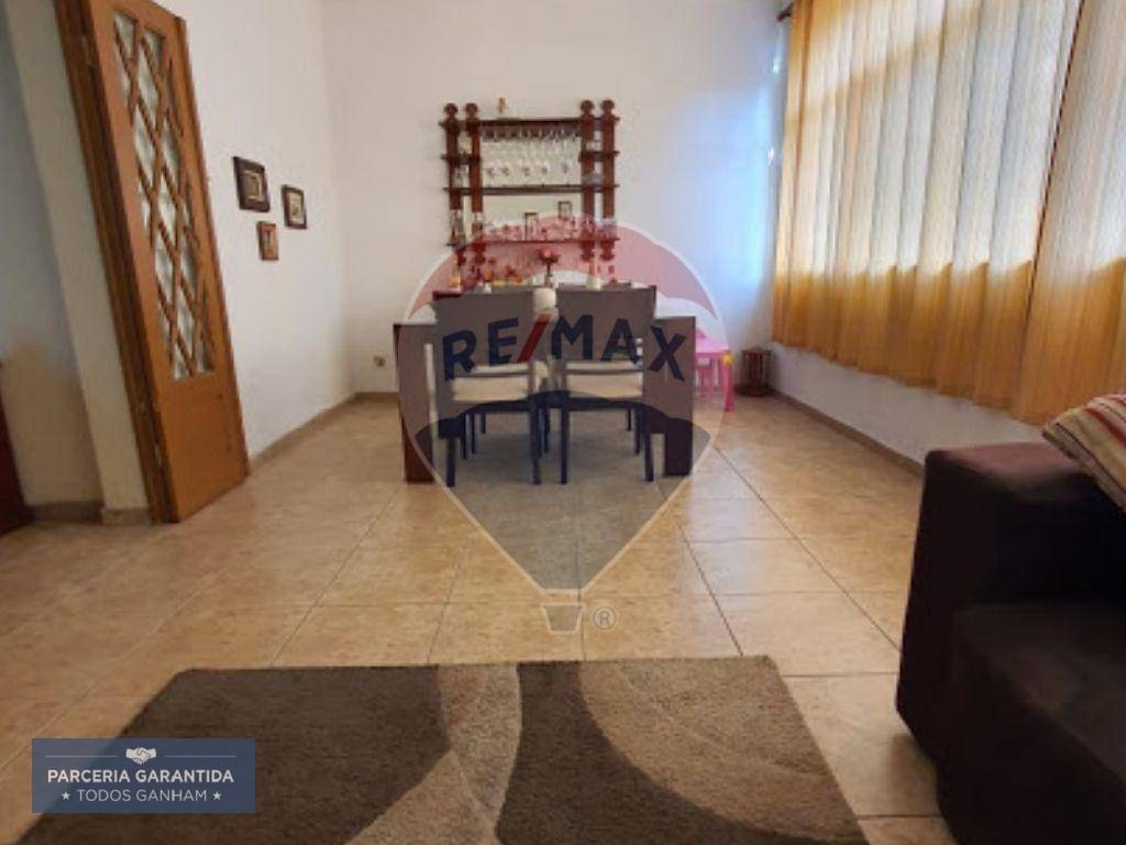 Casa à venda com 6 quartos, 384m² - Foto 6