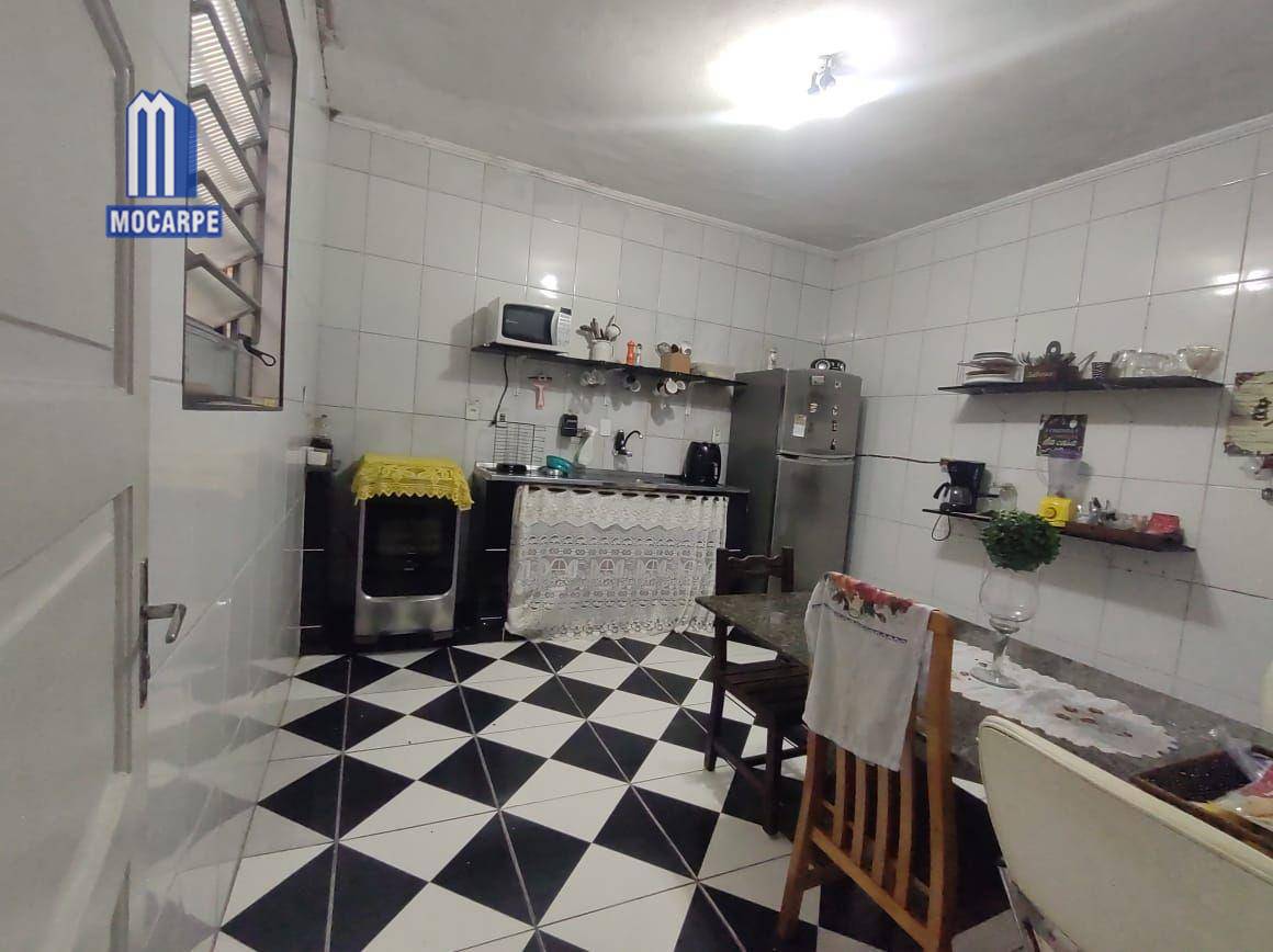 Sobrado à venda com 2 quartos, 90m² - Foto 13