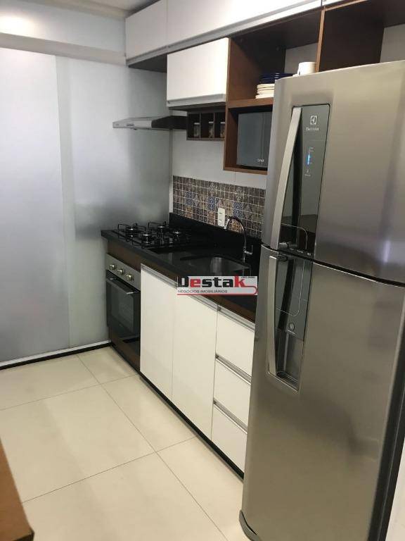 Apartamento à venda com 3 quartos, 60m² - Foto 17