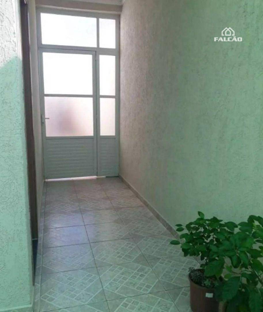 Sobrado à venda com 3 quartos, 198m² - Foto 23