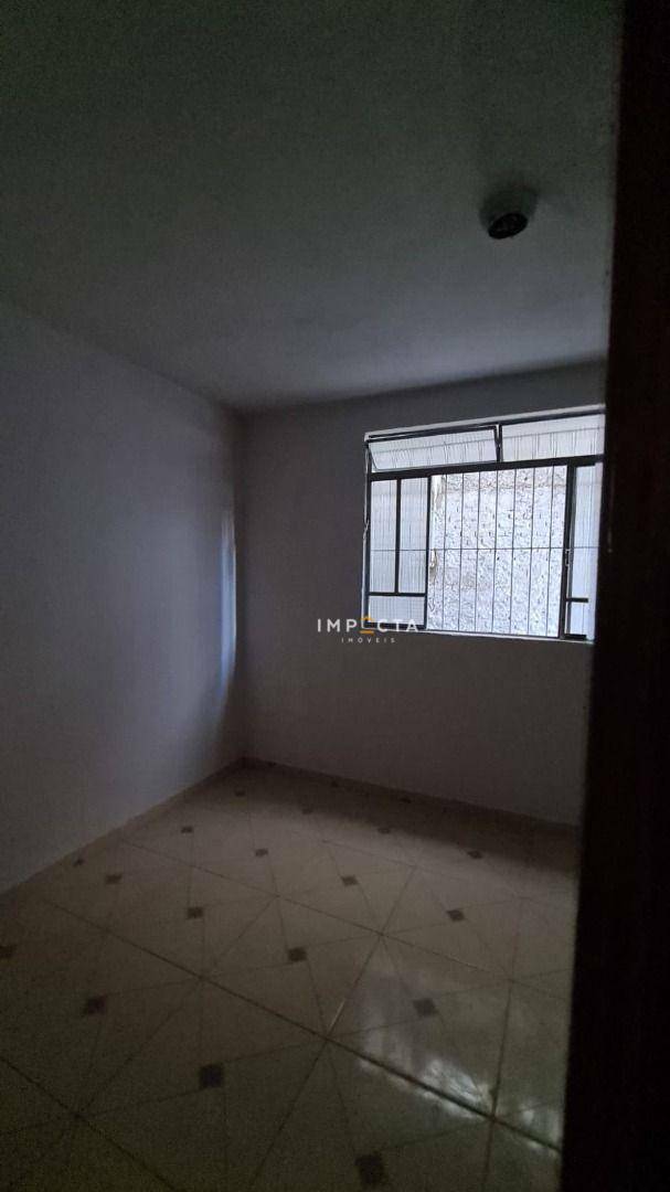 Casa à venda com 5 quartos, 174m² - Foto 9