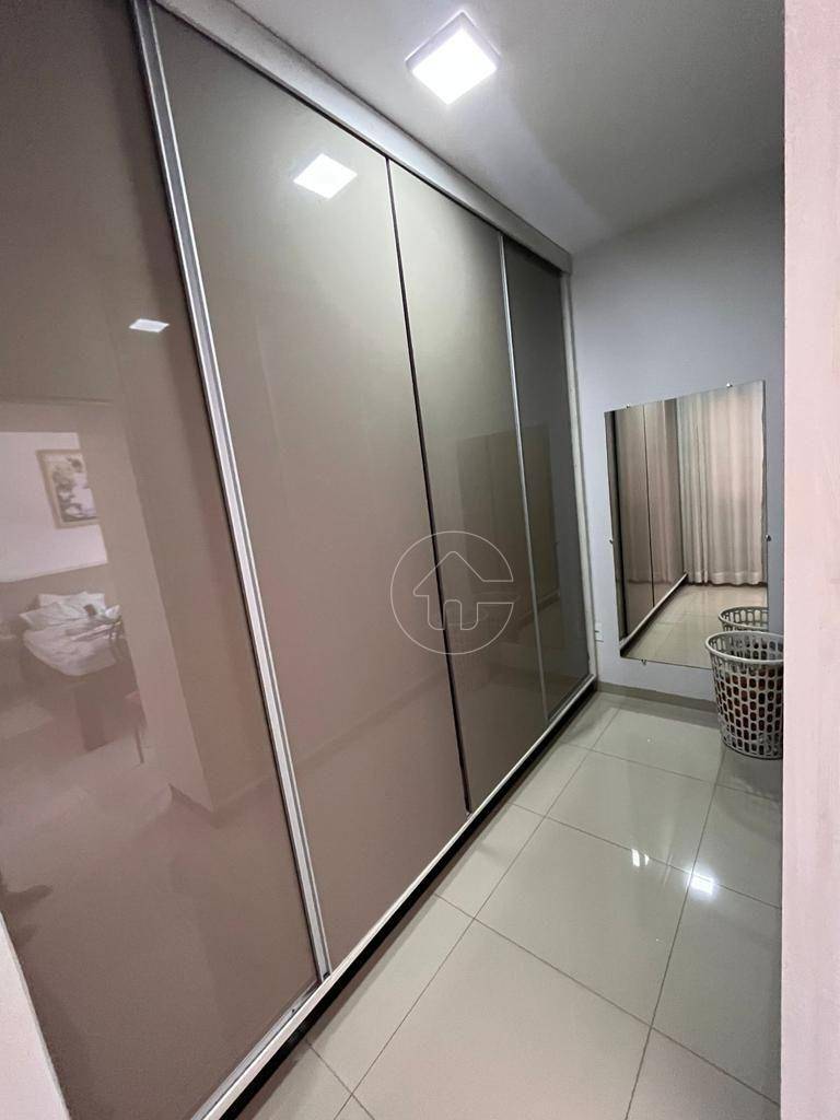 Casa à venda com 3 quartos, 204m² - Foto 22