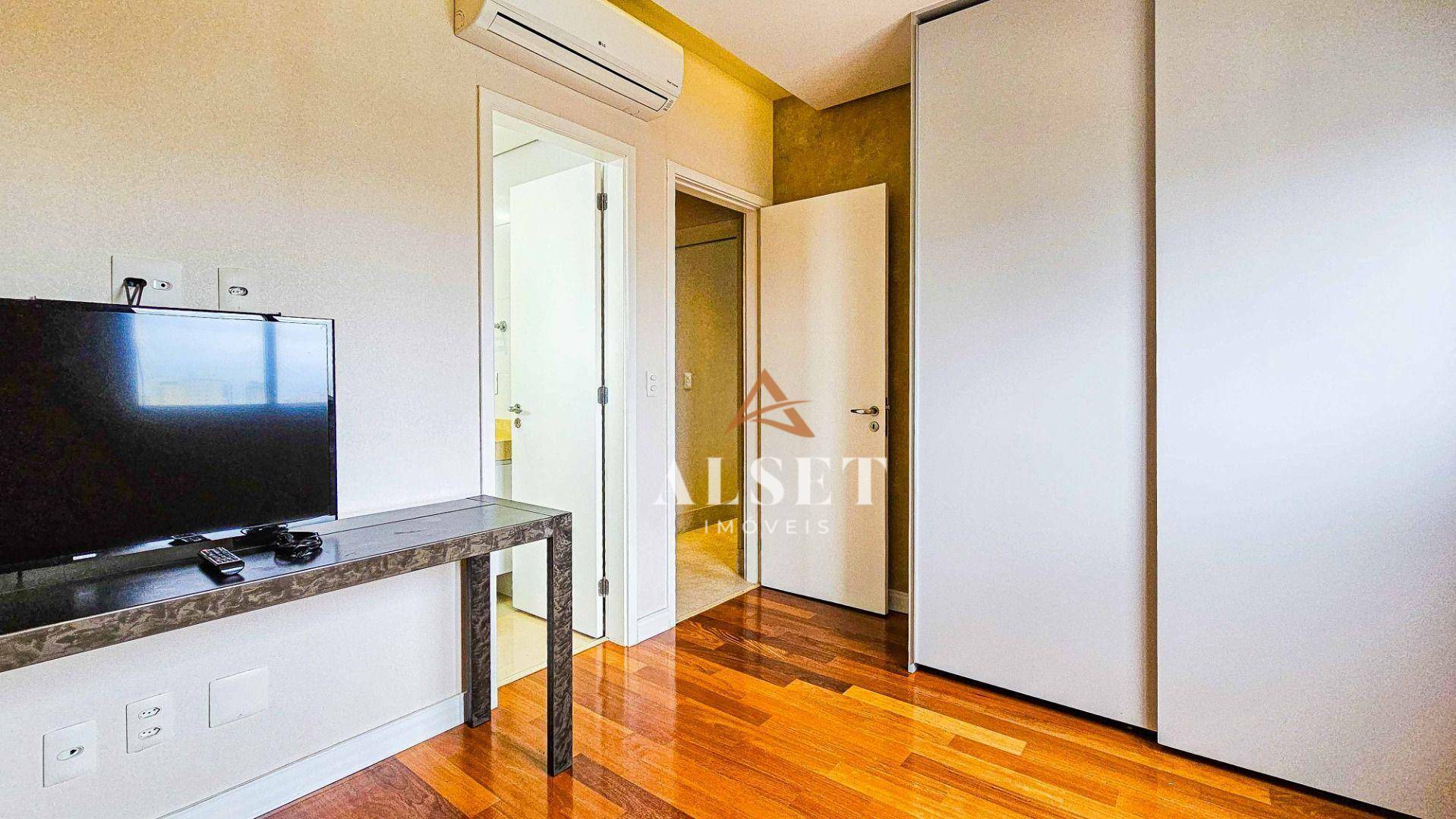 Apartamento à venda com 3 quartos, 165m² - Foto 35