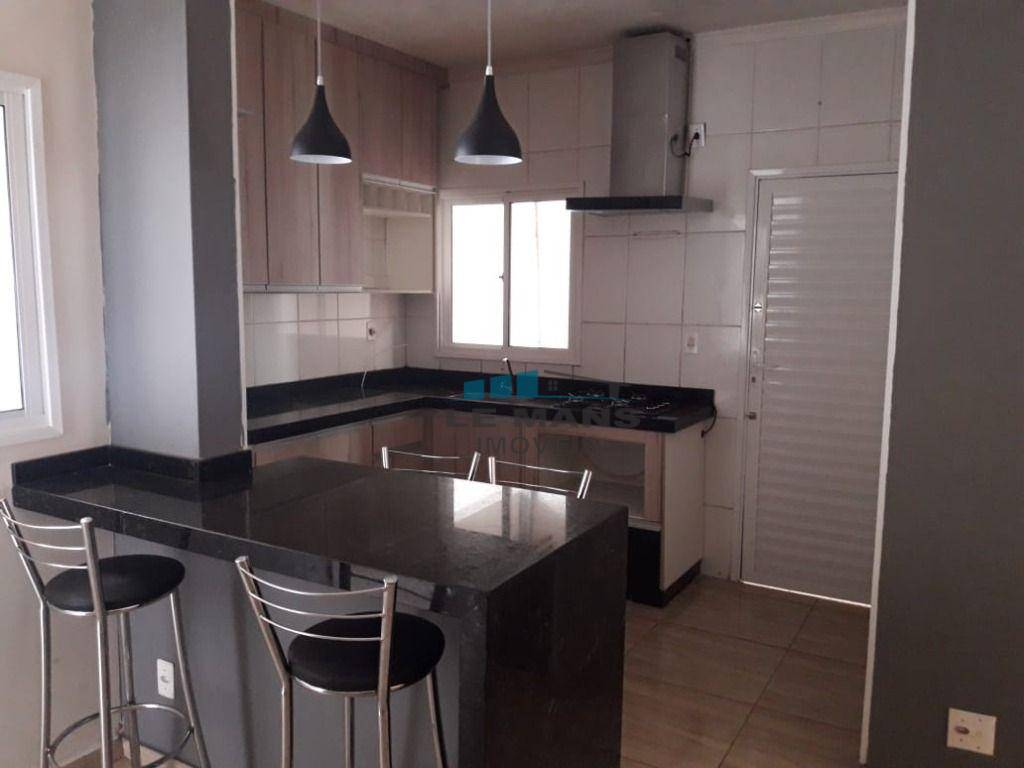 Casa à venda com 2 quartos, 51m² - Foto 5