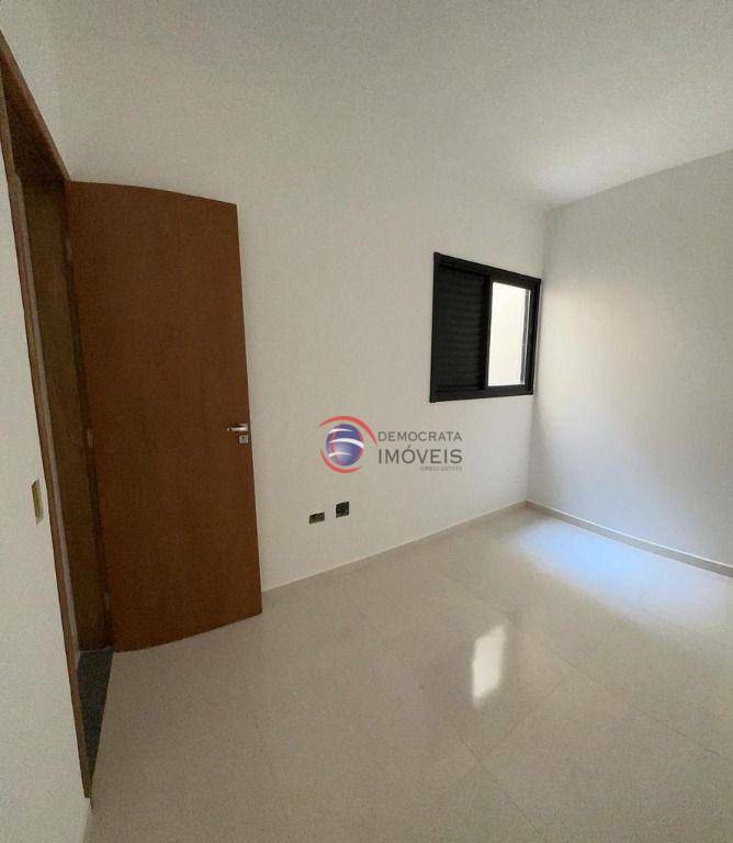 Apartamento à venda com 2 quartos, 43m² - Foto 4