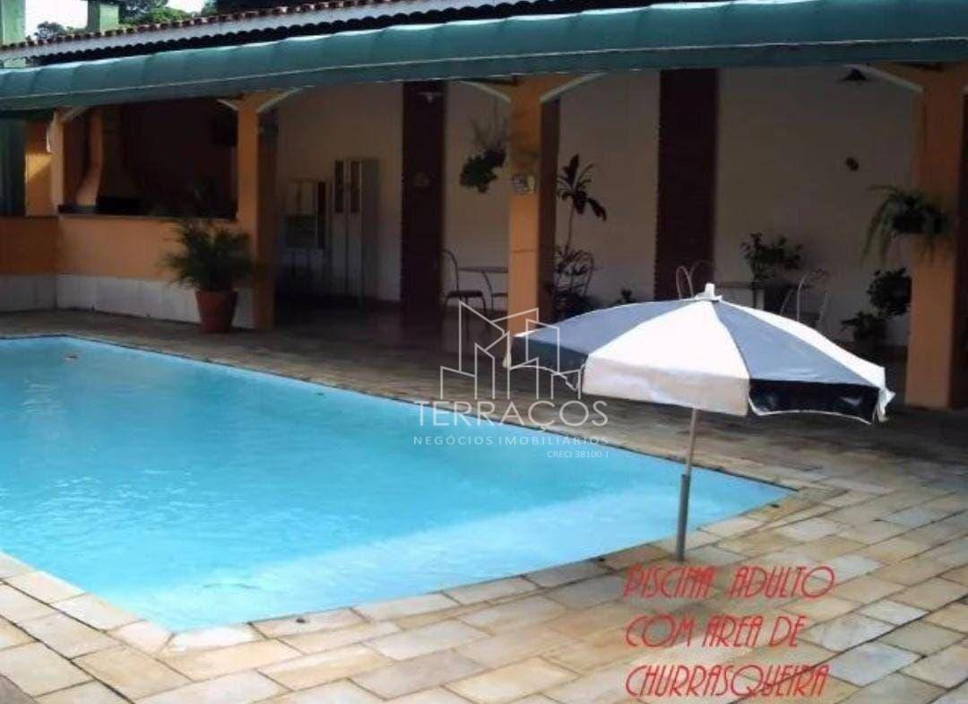 Chácara à venda com 4 quartos, 300m² - Foto 5