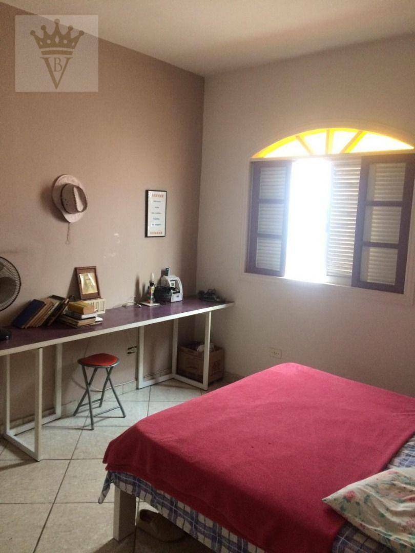 Sobrado à venda com 3 quartos, 180m² - Foto 13