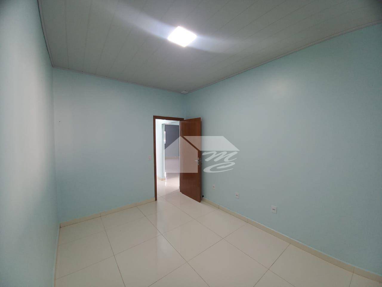 Casa à venda com 3 quartos, 200m² - Foto 27