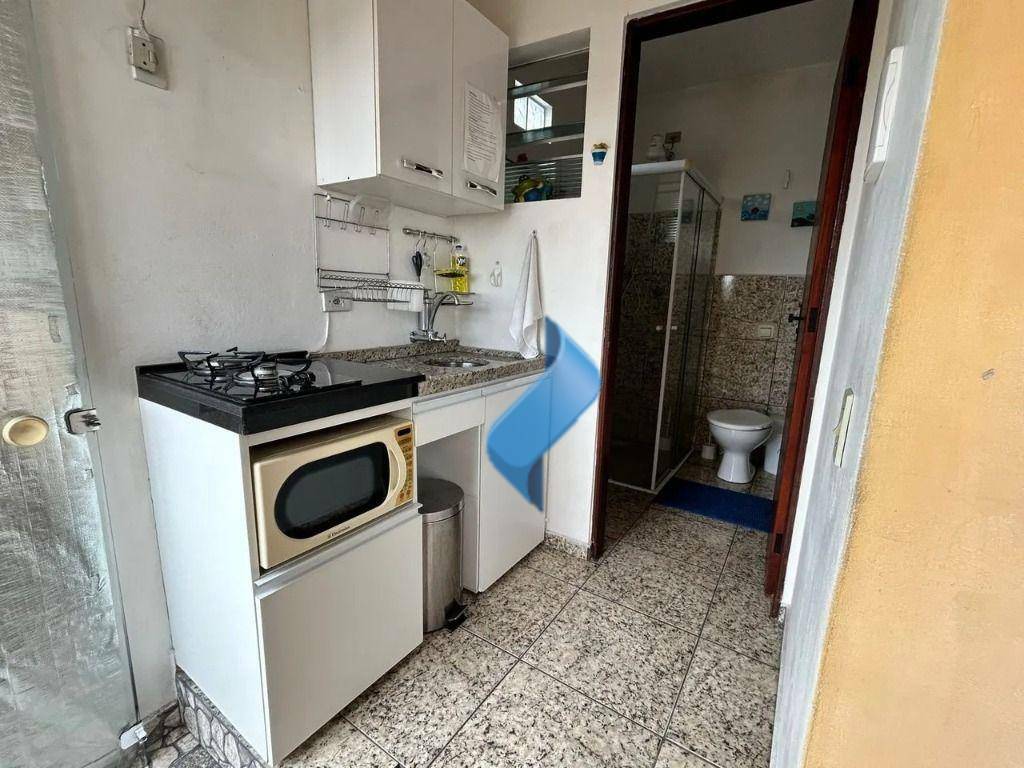 Casa à venda com 3 quartos, 204m² - Foto 15