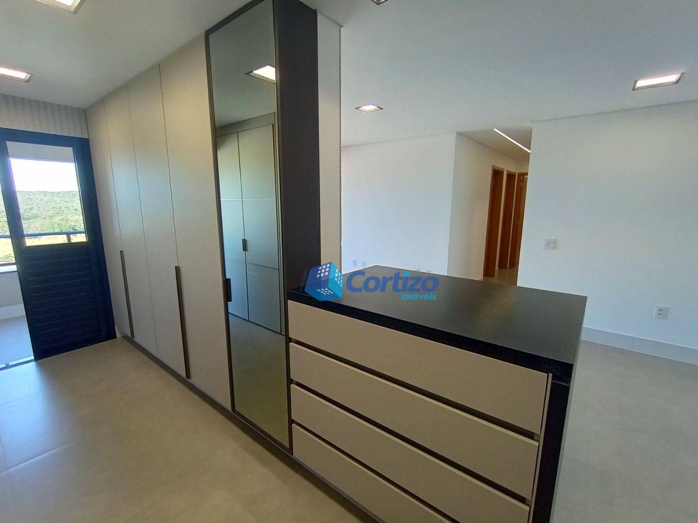 Apartamento para alugar com 3 quartos, 98m² - Foto 6