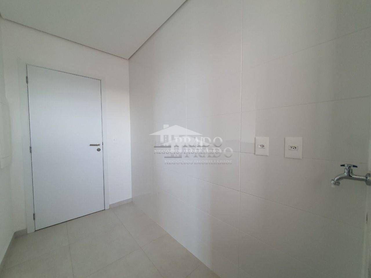 Apartamento à venda com 3 quartos, 162m² - Foto 4