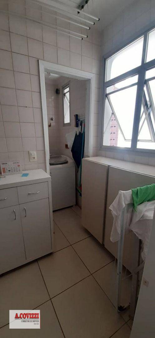 Apartamento à venda com 2 quartos, 67m² - Foto 7