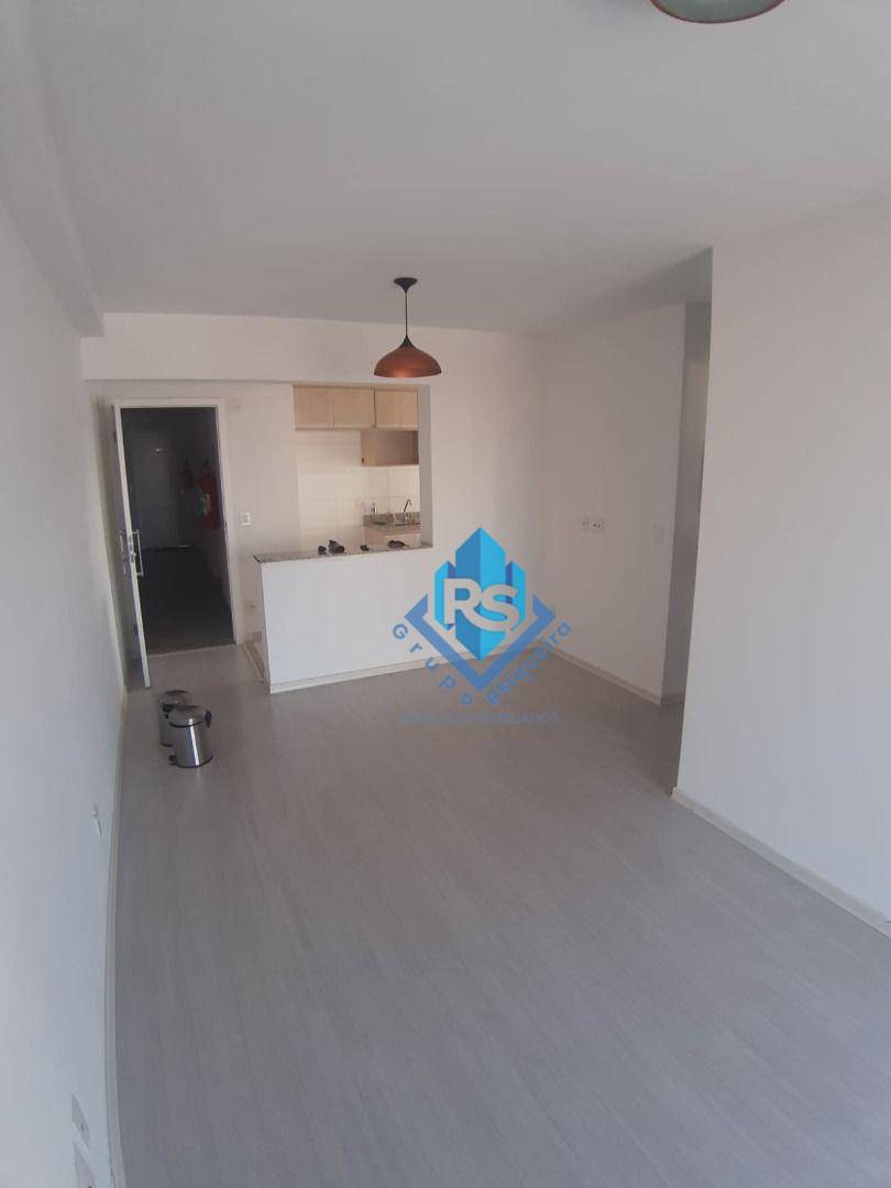 Apartamento para alugar com 2 quartos, 65m² - Foto 2