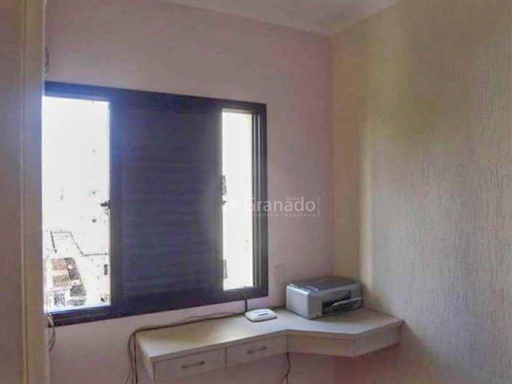 Apartamento à venda com 3 quartos, 94m² - Foto 32