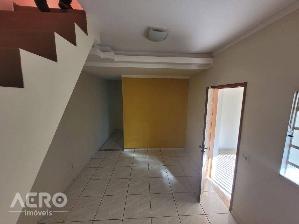 Casa à venda com 4 quartos, 170m² - Foto 13