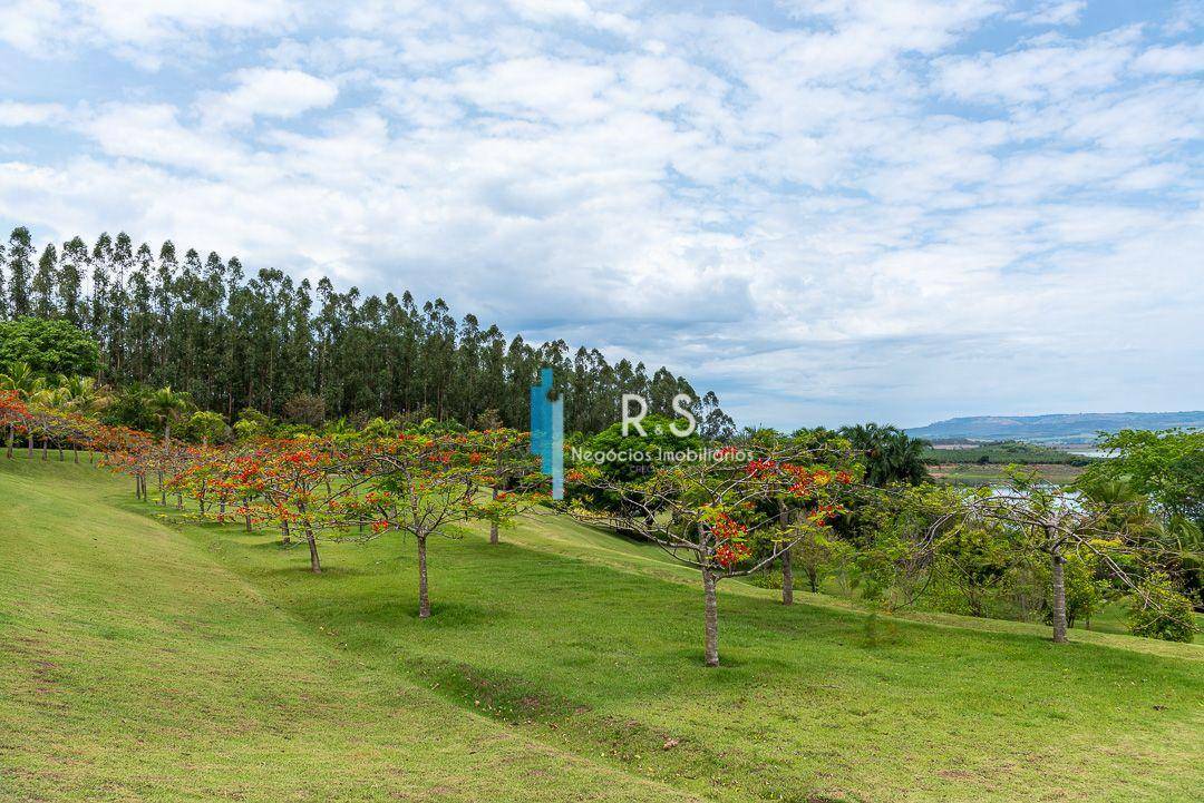 Fazenda à venda com 11 quartos, 1402m² - Foto 13