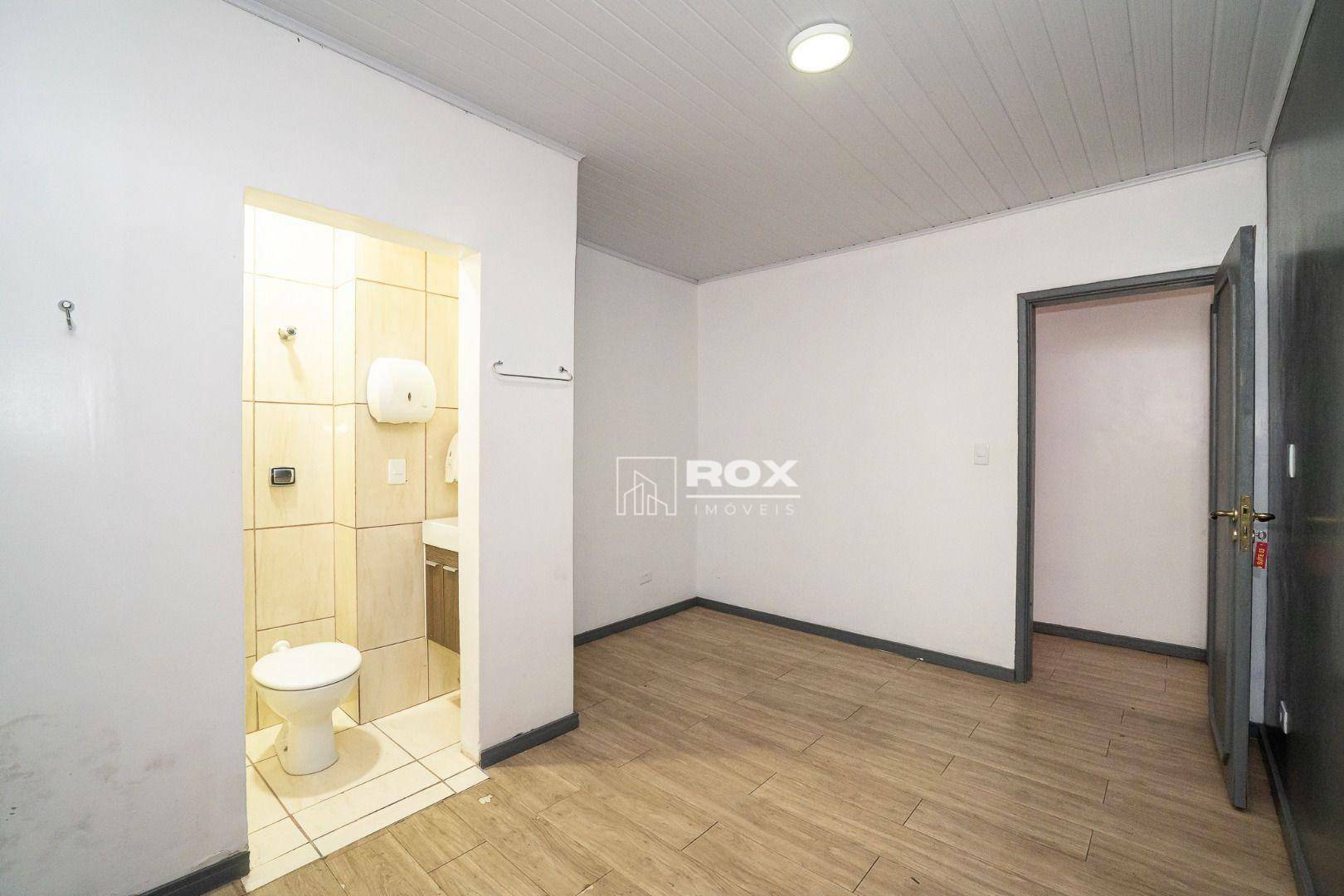 Casa para alugar com 3 quartos, 222m² - Foto 30