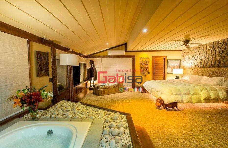 Casa de Condomínio à venda com 6 quartos, 301m² - Foto 15