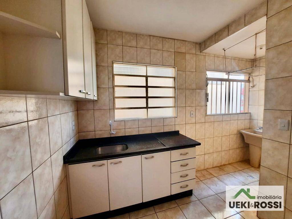 Apartamento à venda com 3 quartos, 50m² - Foto 9