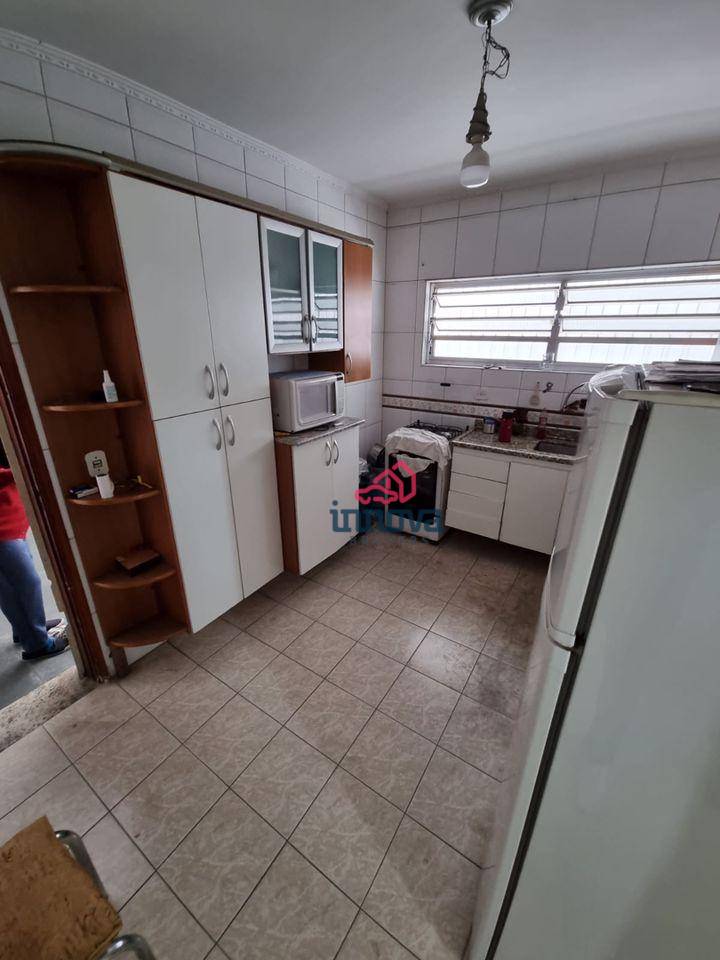 Sobrado à venda com 3 quartos, 120m² - Foto 1