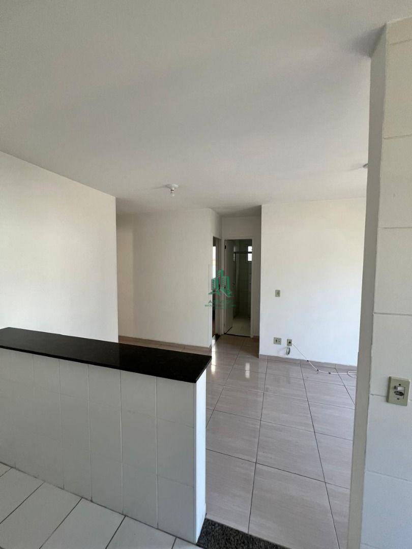 Apartamento à venda com 2 quartos, 49m² - Foto 3