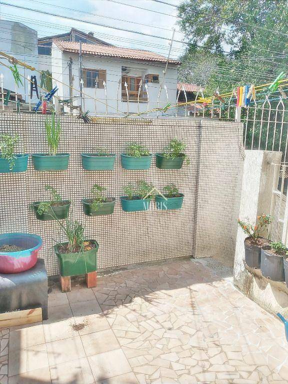 Sobrado à venda com 3 quartos, 175m² - Foto 35