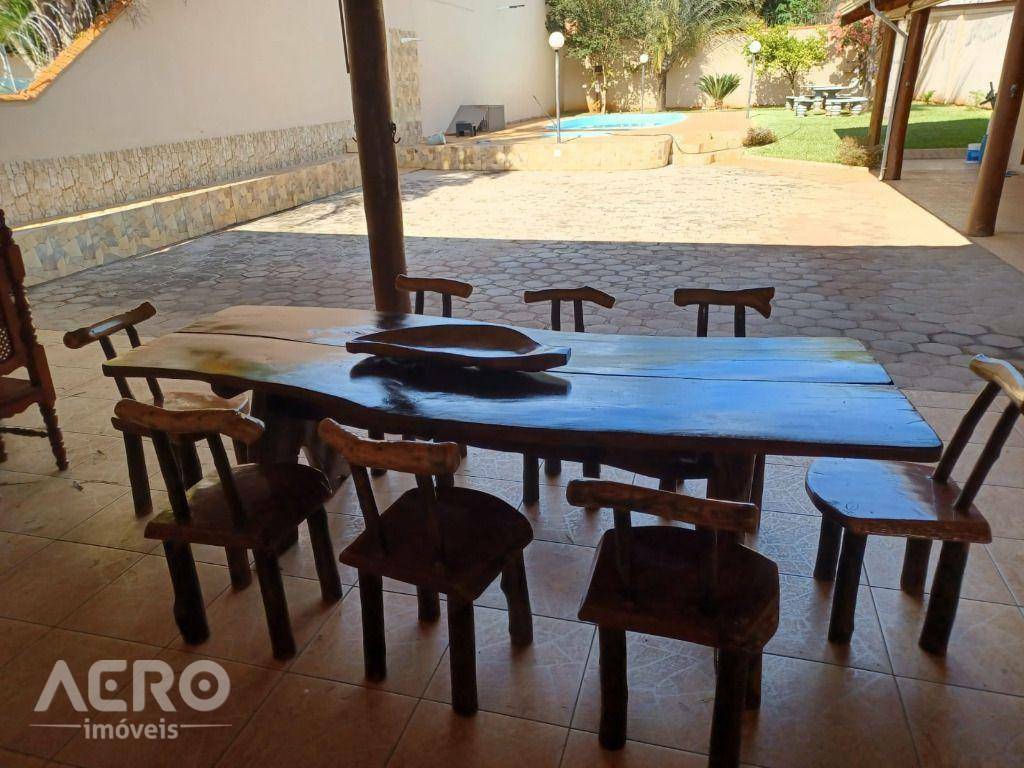 Chácara à venda com 1 quarto, 270m² - Foto 3