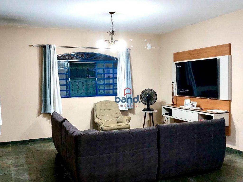 Casa à venda com 3 quartos, 197m² - Foto 5